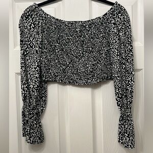 Dynamite Black and White Patterned Blouse